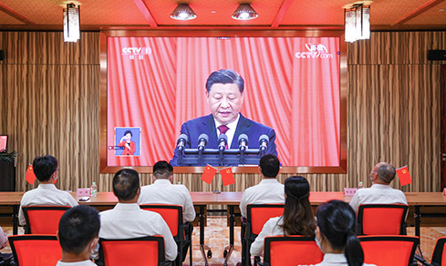 “勠力同心， 勇毅前行”  <br>全體黨員集中收看二十大開幕盛況